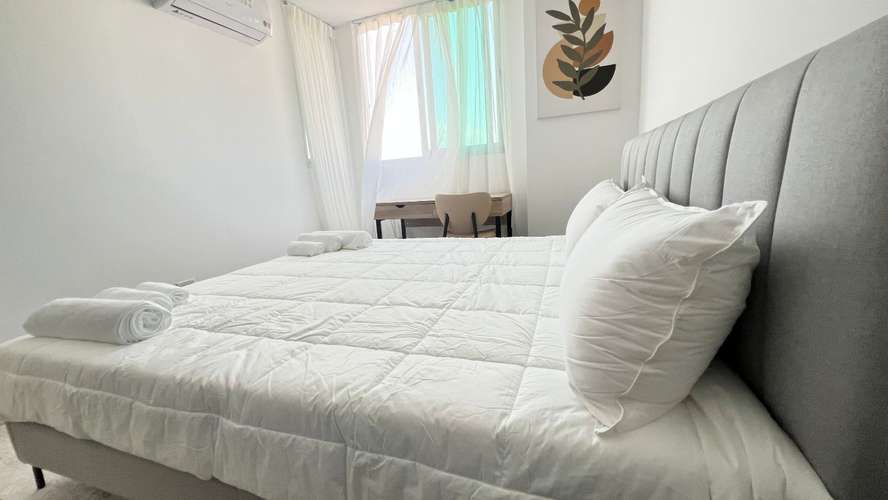 Paradisíaco Apartamento Ph Teus Tower II Carrasquilla San Francisco - Amoblado con Vista al Mar - Imagen 3
