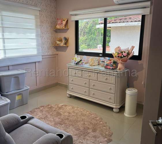 Alquiler de casa en Costa Verde Hills 27-3330CM