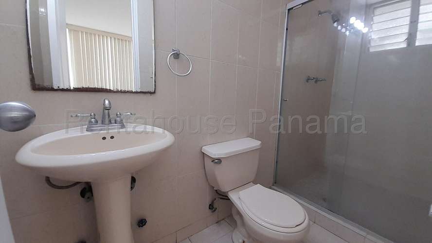 Apartamento en Alquiler en Parque Edison Mv
