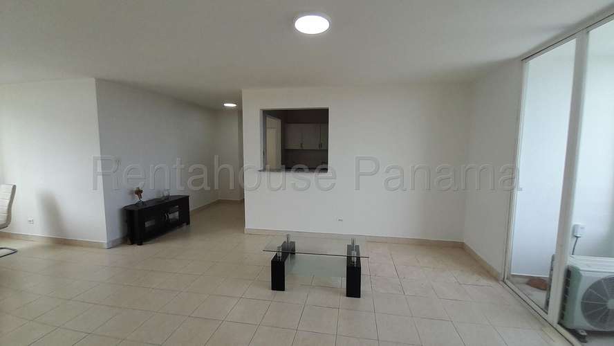 Apartamento en Alquiler en Parque Edison Mv