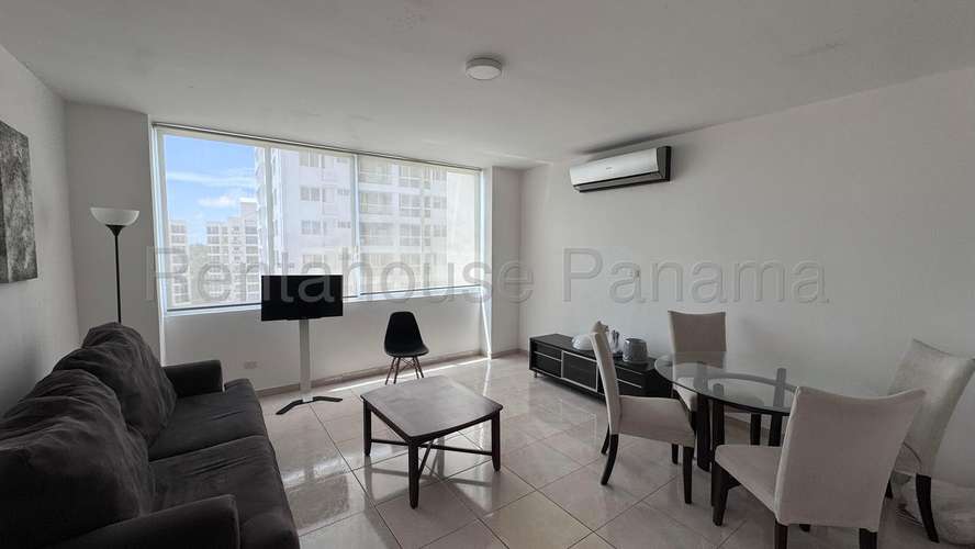 Apartamento en Alquiler en Parque Edison Mv