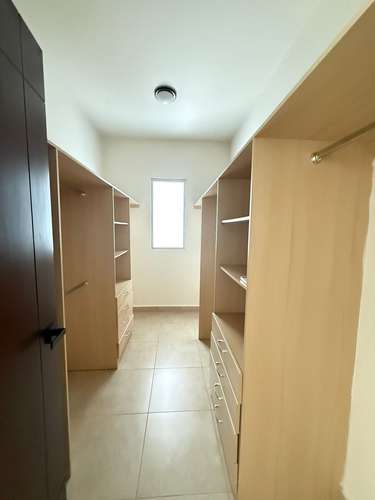 Alquiler de apartamento con Linea Blanca - Avenida Balboa - L.G.
