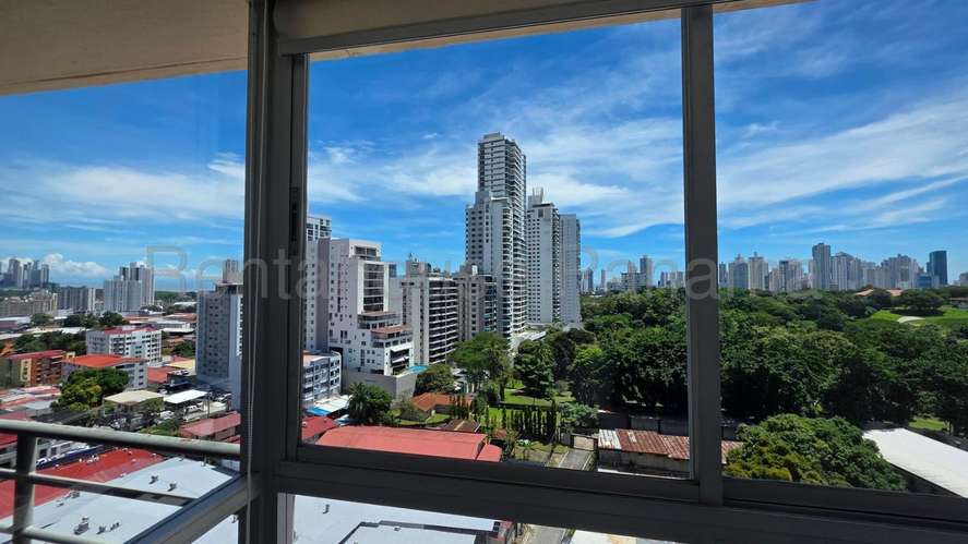 Apartamento en Alquiler en Carrasquilla Mv