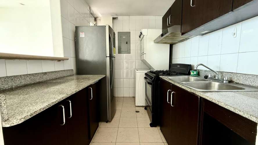 Apartamento 2 REC / 2 Baños - Balcón y Piscina - Edison Park