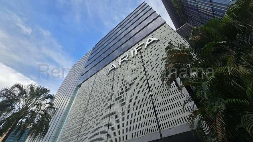 Oficina en Venta en Santa Maria. 27-3212.