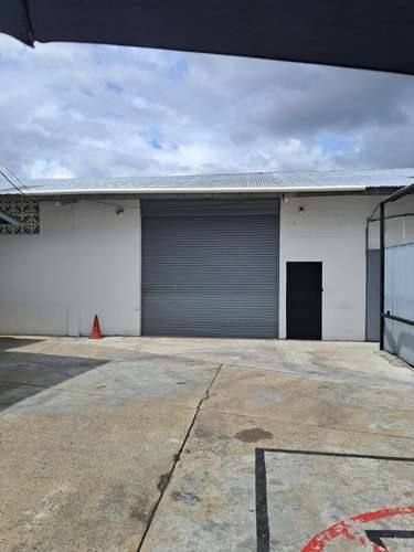 SE ALQUILA BODEGA EN BETANIA PANAMA