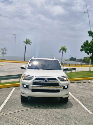 Toyota 4Runner Limited 2018 Full xtra