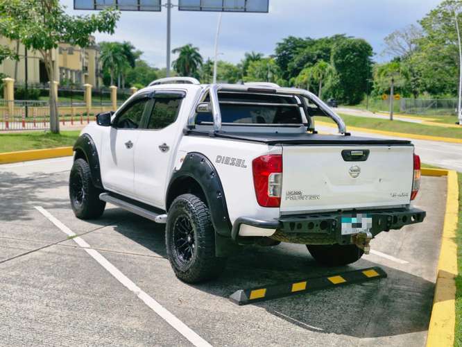 Nissan Frontier Np Automatica Full xtra - Imagen 8