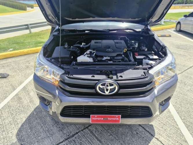 Toyota Hilux 2023 Semi full Turbo diesel