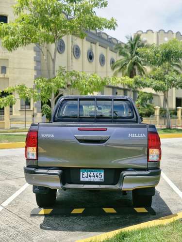 Toyota Hilux 2023 Semi full Turbo diesel