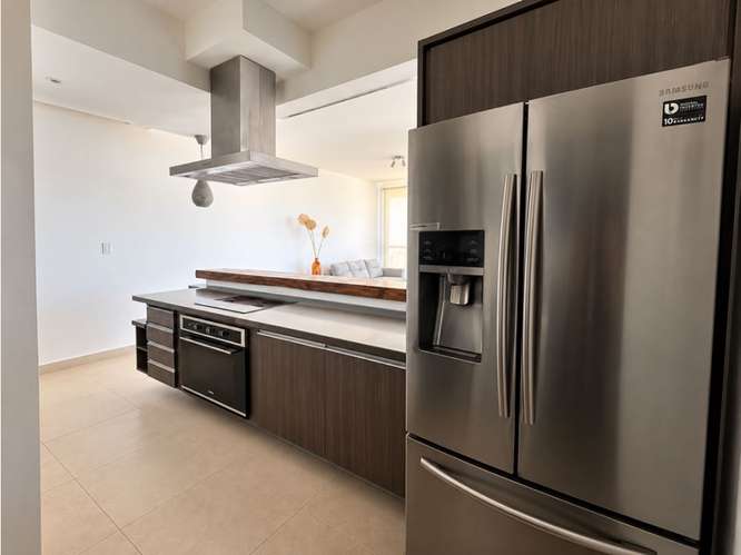 ALQUILER DE APARTAMENTO AMOBLADO EN AVENIDA BALBOA - Imagen 4