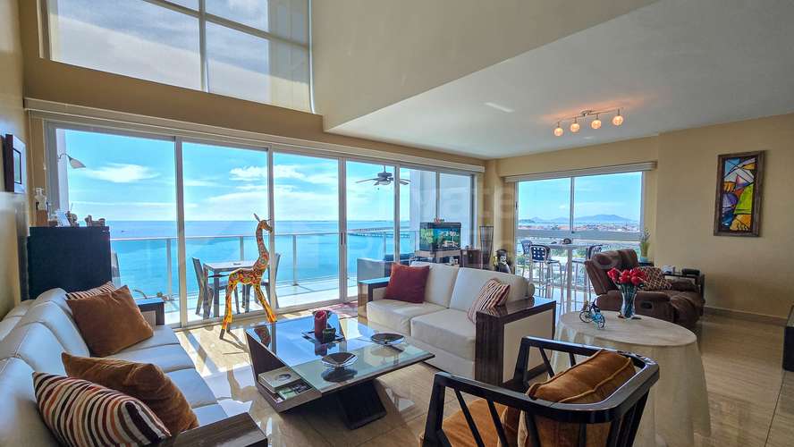VENTA DE APARTAMENTO PH H2O AVENIDA BALBOA