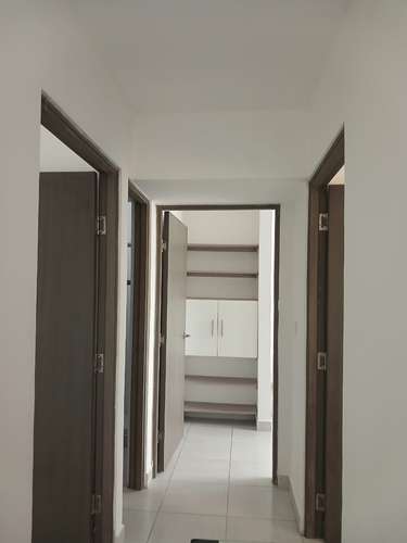Alquilo Apartamento en Ph Metropolitan en Via España DC - Imagen 8