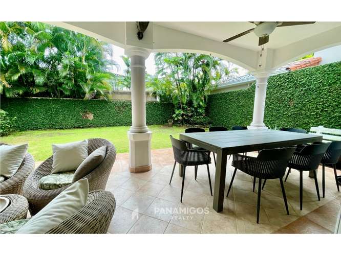 Casa en alquiler Costa Bay- Costa del Este