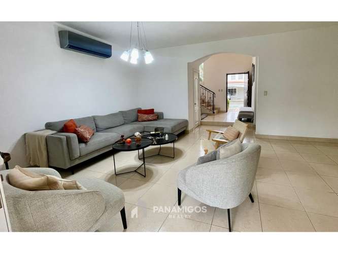 Casa en alquiler Costa Bay- Costa del Este