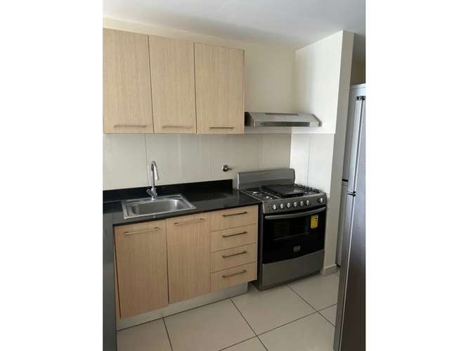 APARTAMENTO DE 2 RECÁMARAS EN VÍA ESPAÑA – $1,050 MENSUALES (C.P) - Imagen 5