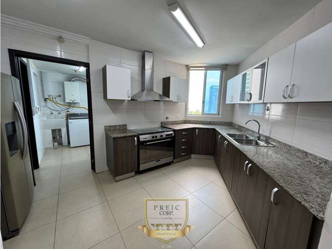 Se vende apartamento Inversionista en Costa del Este Country Club L.T - Imagen 8