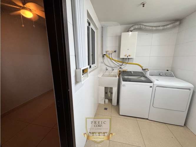 Se vende apartamento Inversionista en Costa del Este Country Club L.T - Imagen 10