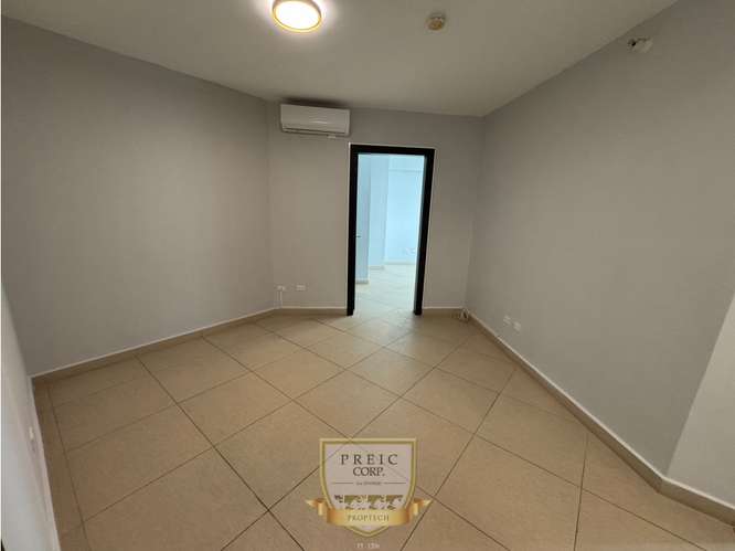Se vende apartamento Inversionista en Costa del Este Country Club L.T - Imagen 11