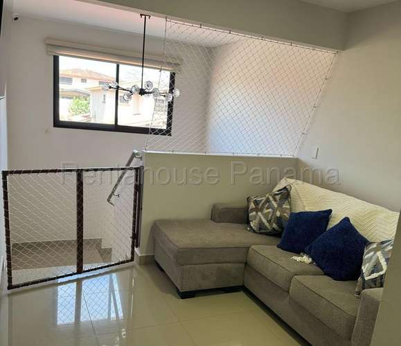 Alquiler de Casa en Chorrera Sunset Hills EC - Imagen 2
