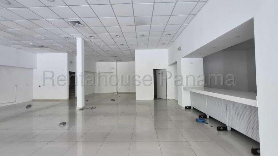 Alquiler de Local Comercial en SANTA ELENA STRIP MA, San Francisco| 105 m², 27GP423