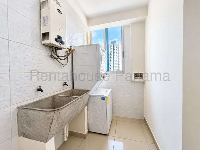 Se alquila apartamento en Pueblo Nuevo GCEA27-3290