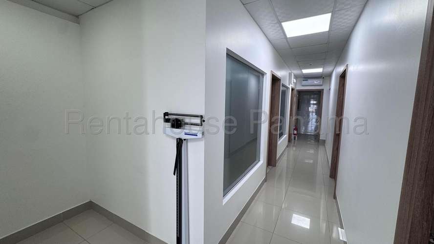 Alquiler de Local Comercial en Plaza Santa Fe, Parque Lefevre| 182 m², 27GP3302 - Imagen 11