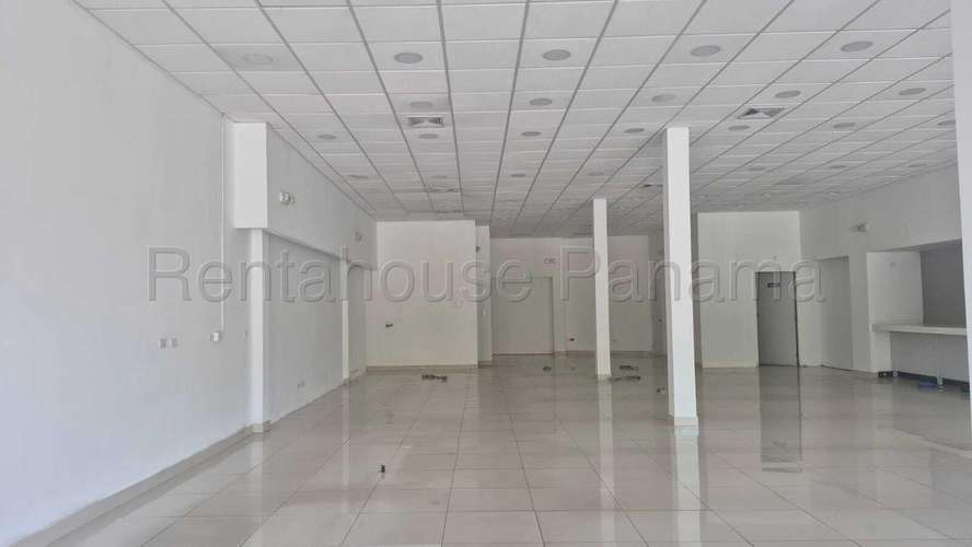 Alquiler de Local Comercial en SANTA ELENA STRIP MA, San Francisco| 112 m², 27GP422