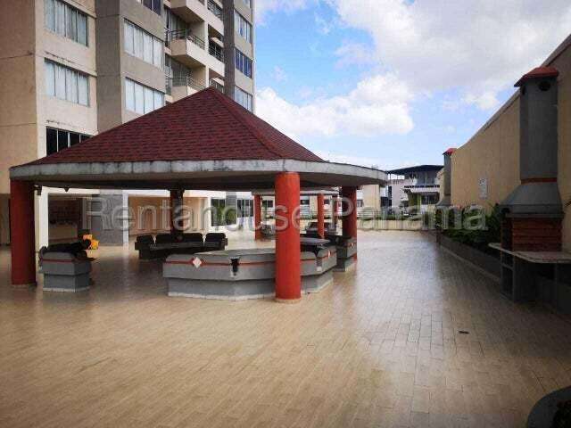 Alquiler de Apartamento en Carrasquilla Ph Sky Park KF
