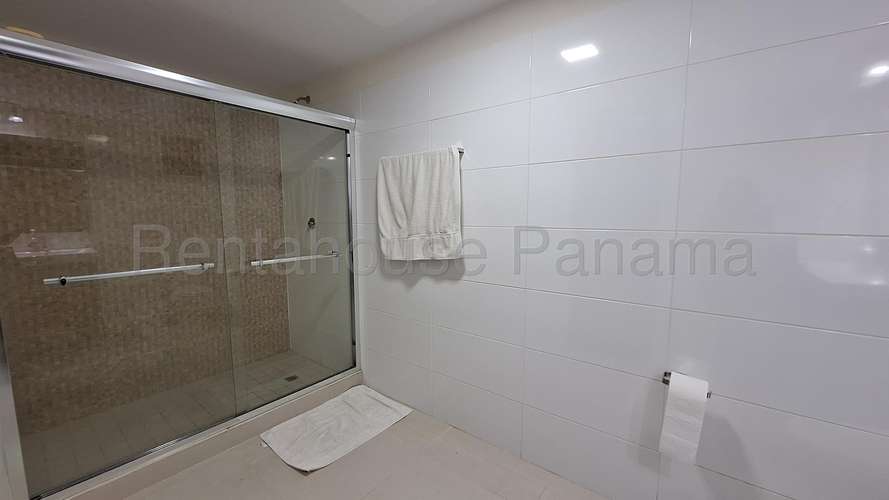RR ALQUILER DE APARTAMENTO EN PANAMA PACIFICO PH MIDRISE