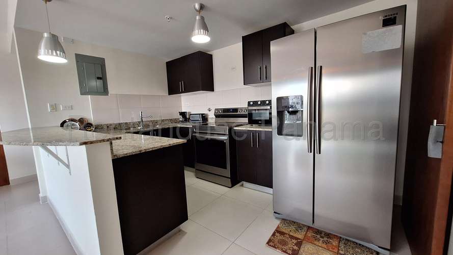 RR ALQUILER DE APARTAMENTO EN PANAMA PACIFICO PH MIDRISE
