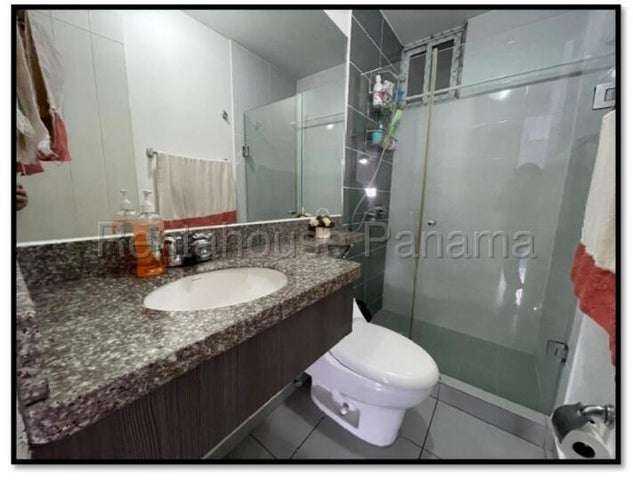 Apartamento en alquiler en Aviñón Tower, El Bosque IH27-2803 - Imagen 5