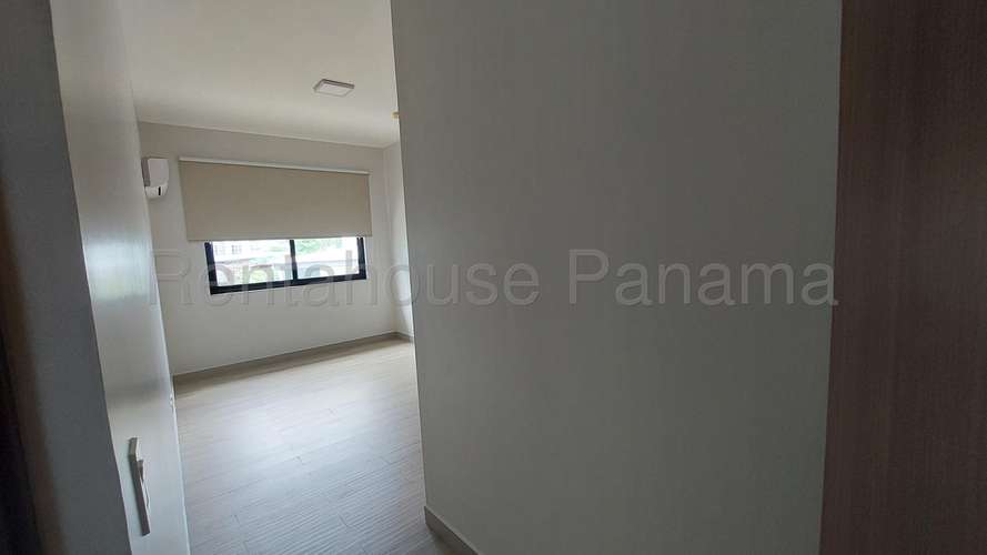 AC CASA CON LÍNEA BLANCA EN ALQUILER EN VILLA LILLA 27-3320