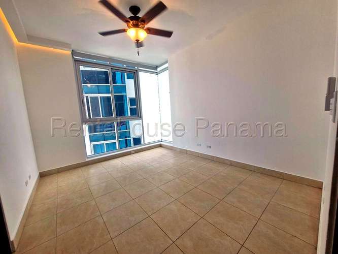 Alquiler Apartamento 262 m2 Vista al Mar 3 Recamaras y Den PH Pacific Village - ALYC 27-296
