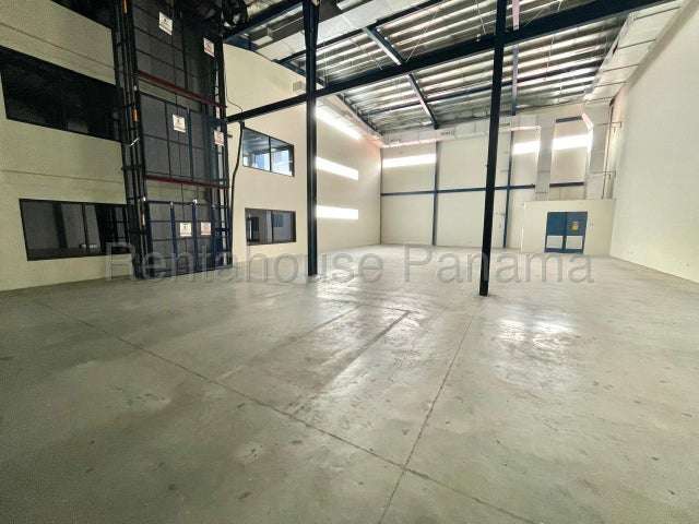 Venta de edificio comercial en Costa del Este IH27-1073 - Imagen 10