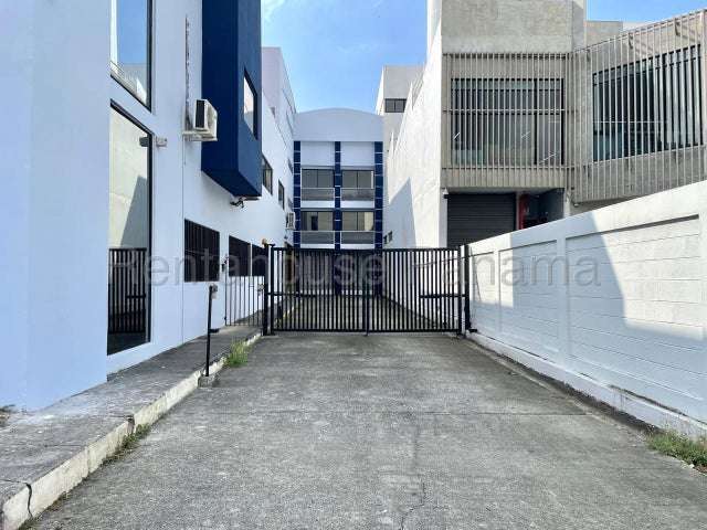 Venta de edificio comercial en Costa del Este IH27-1073 - Imagen 15