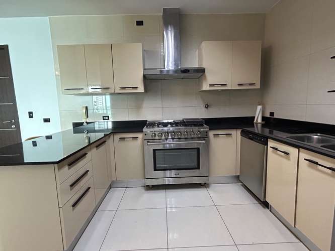 Alquiler de Apartamento en Avenida Balboa, PH Allure at the Park
