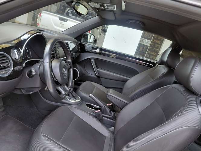 Volkswagen Beetle 2015