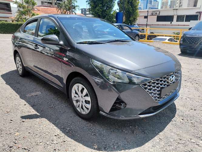 HYUNDAI ACCENT 2024 AUTOMATICO - Imagen 3