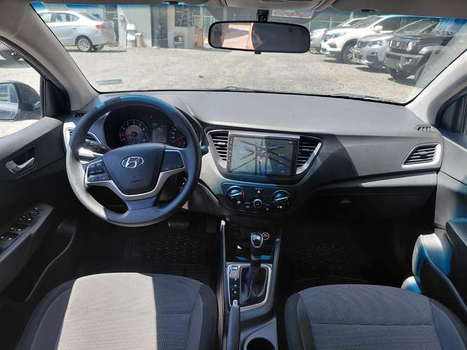 HYUNDAI ACCENT 2024 AUTOMATICO - Imagen 6