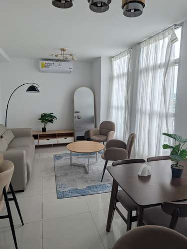 Alquilo Apartamento Amoblado en Carrasquilla San Francisco DC
