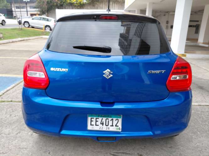 SUZUKI SWIFT 2023 AUTOMATICO - Imagen 5