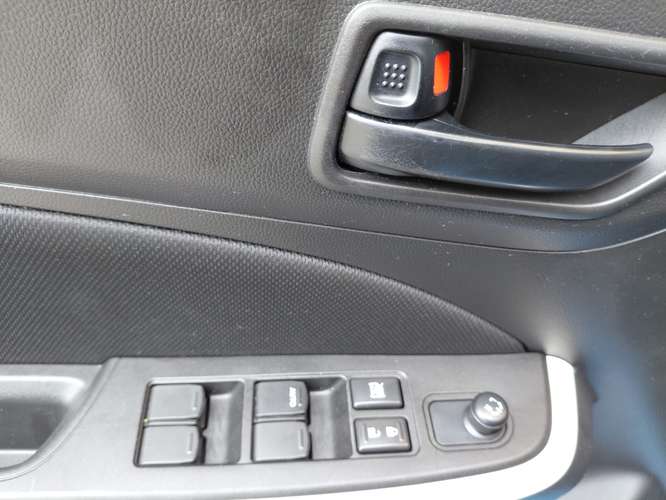 SUZUKI SWIFT 2023 AUTOMATICO - Imagen 10