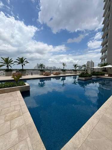 Alquier P.H. Ocean House Vista al Golf & Lago Amoblado $2,500