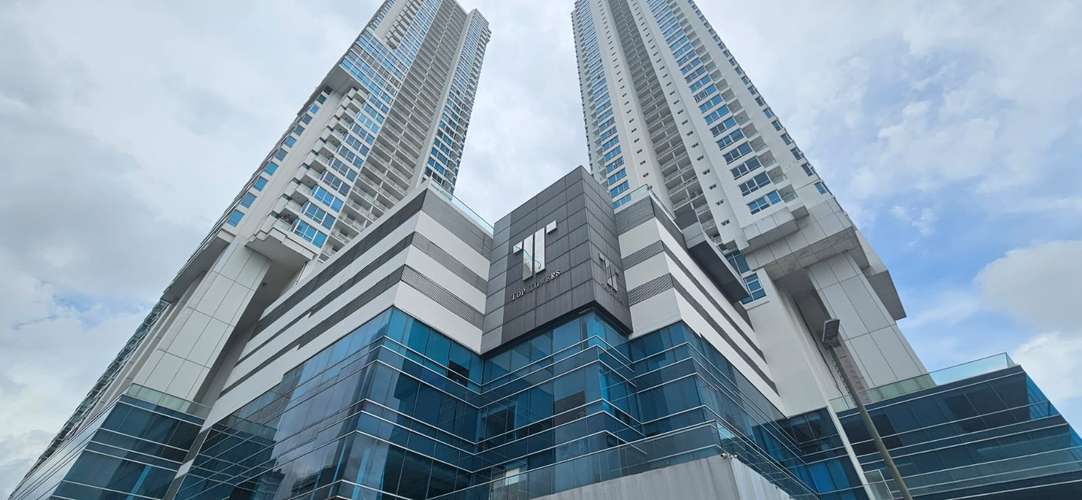 For sale office or comercial space in TOP TOWER