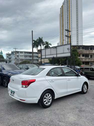 HYUNDAI VERNA 2020 - Imagen 3