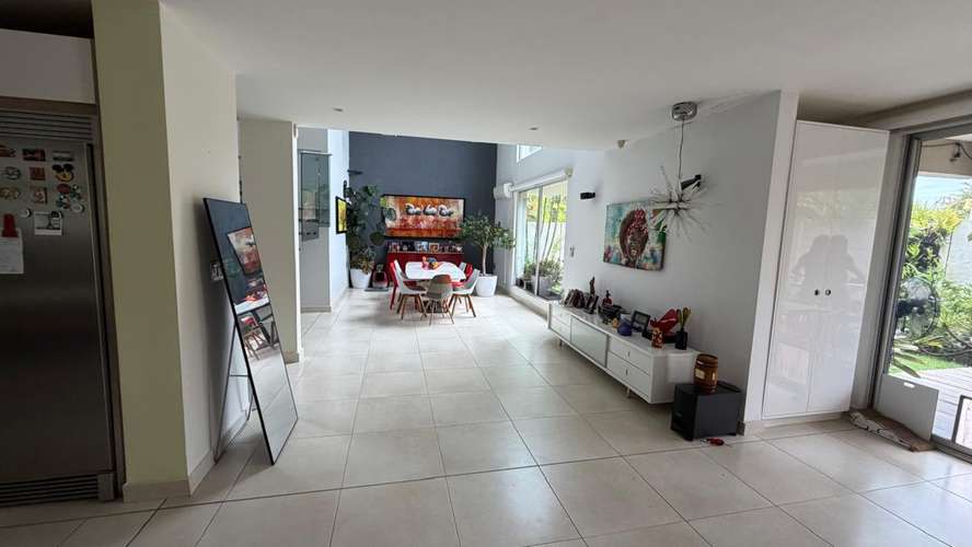 Casa de 4 recámaras en alquiler en Costa Sur, Panamá: piscina, jardín y seguridad 24 horas