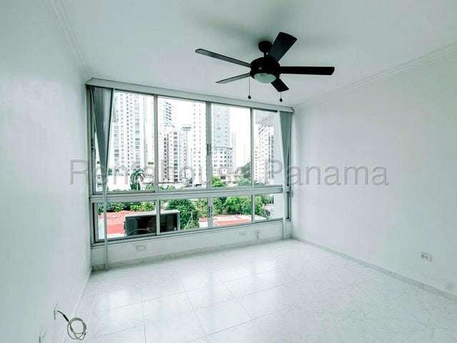 Alquiler de apartamento en St. Angelo Coco del Mar *