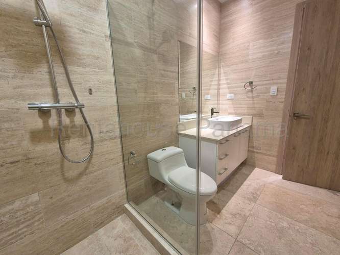 Alquiler de Apartamento en Punta Pacifica 26-1697CUR
