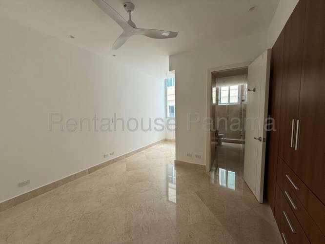 Alquiler de Apartamento en Paitilla 26-8445CUR